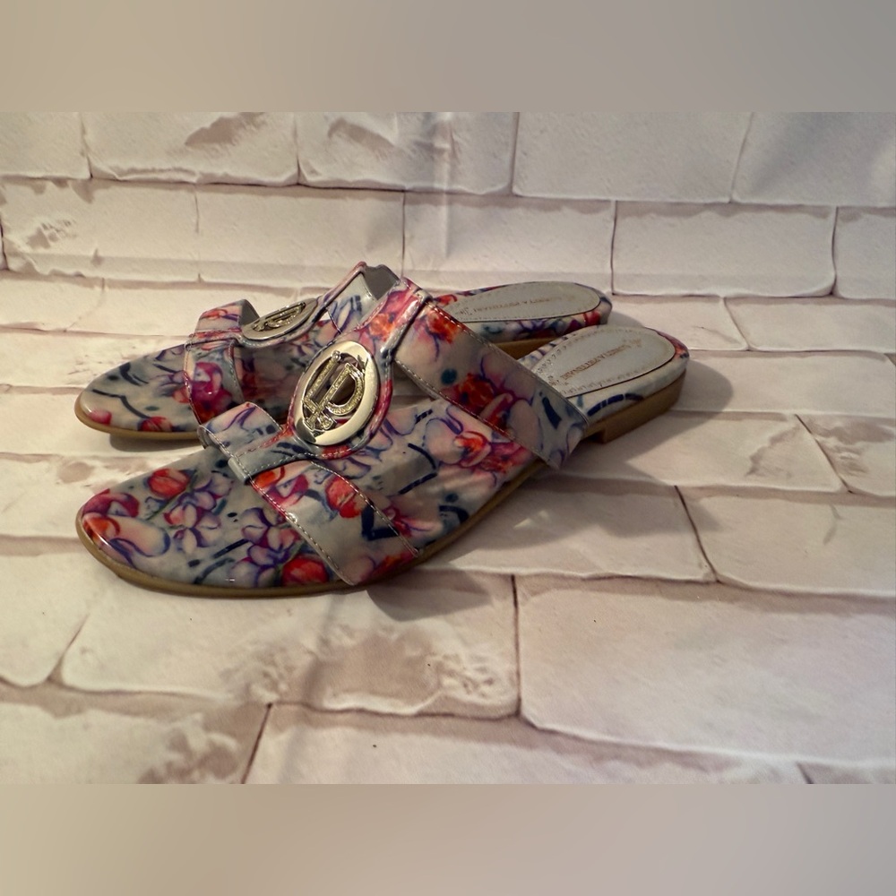 loretta pettinari sandals size 8